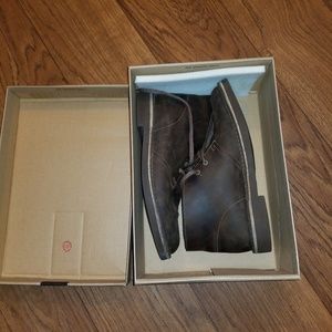 Mens Clarks Chukka boots.